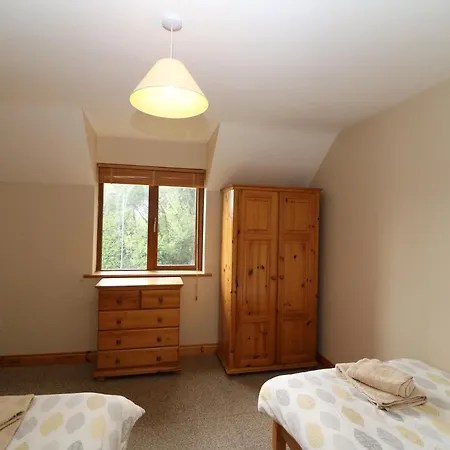 14 Leisure Village