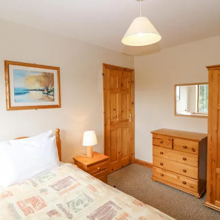 14 Leisure Village *