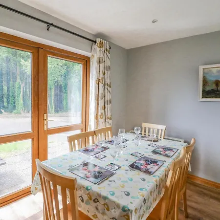 14 Leisure Village * Sneem