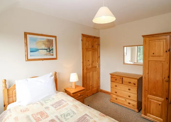 14 Leisure Village *